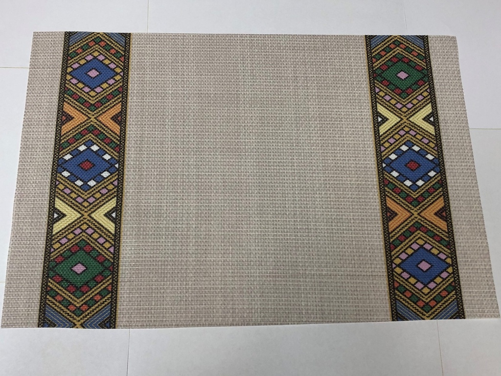 Table mat (telet large)  12 X 18 inches